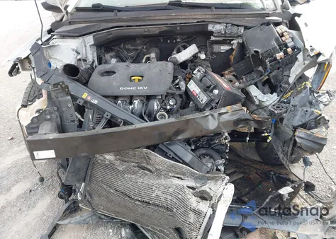 2018 Hyundai Elantra Value Edition z USA, uszkodzony, nr VIN 5NPD84LF3JH360062